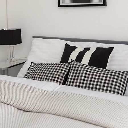 Rent Like Home - Plac Grzybowski 6 วอร์ซอ ภายนอก รูปภาพ